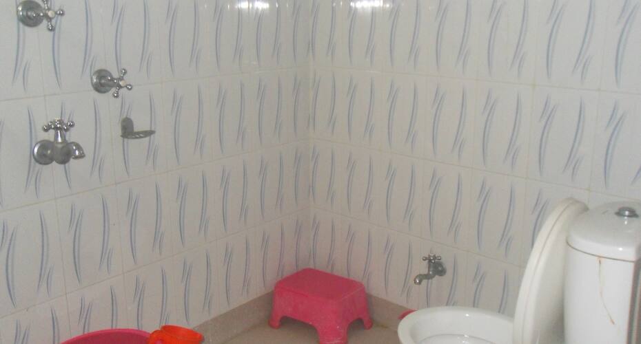 Taraknath Guest House, Siliguri 2